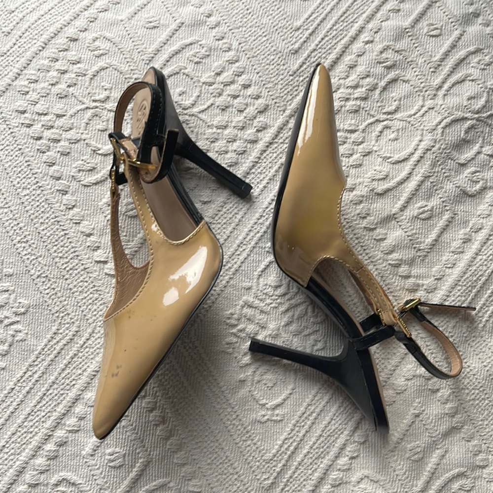 Tory Burch nude slingback pump heels
